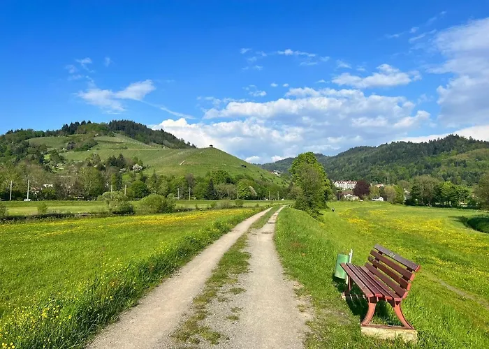 Black Forest Apartamento *